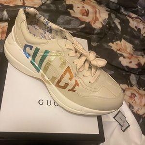 Brand new men gucci sneakers size 10